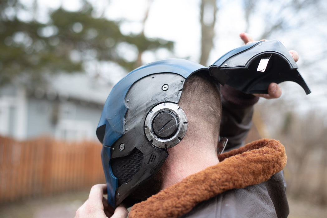 Ronin Vigilante Helmet Cosplay - Prop Money Inc.